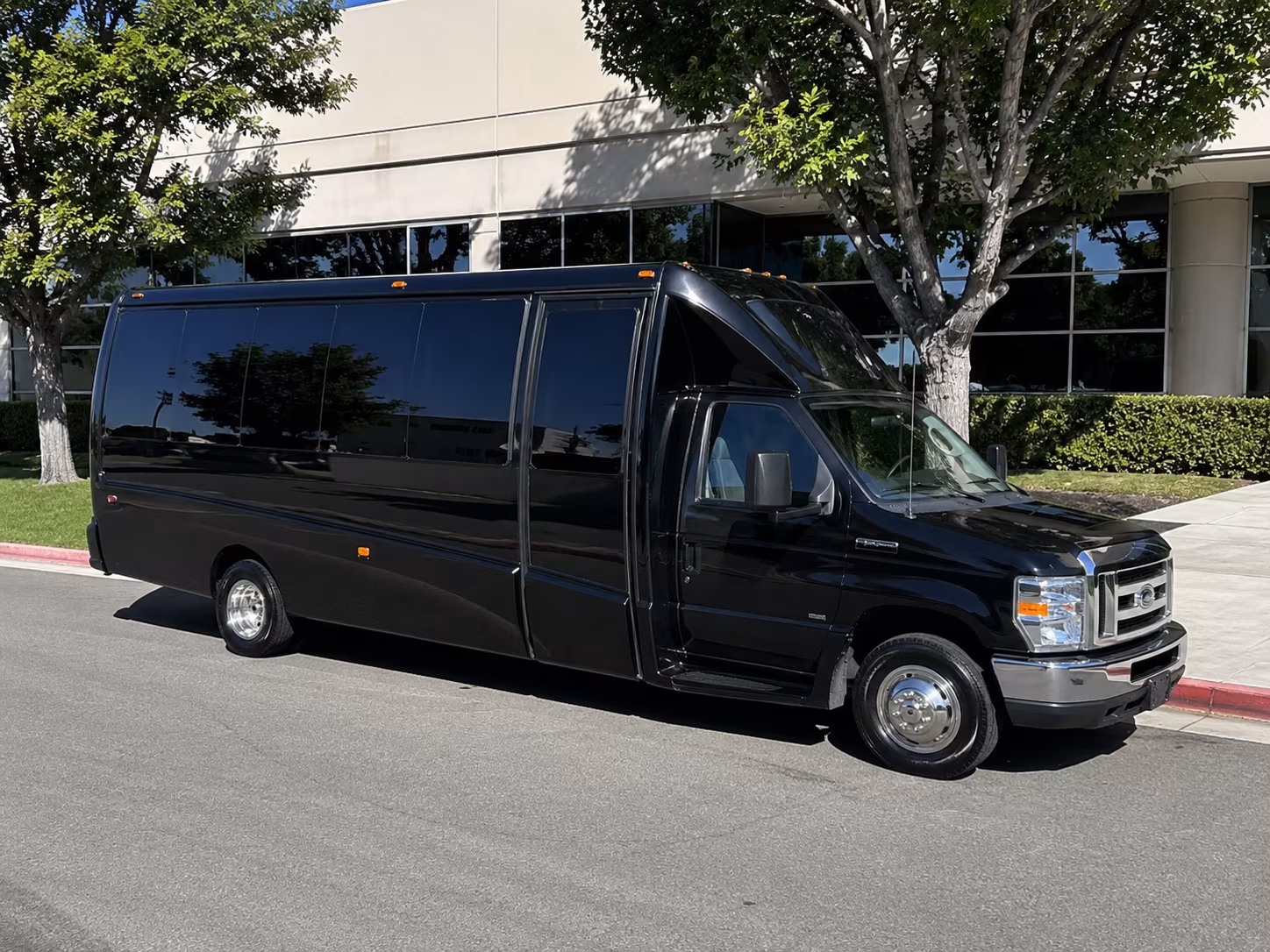 midland airport transportation for sports teams school groups