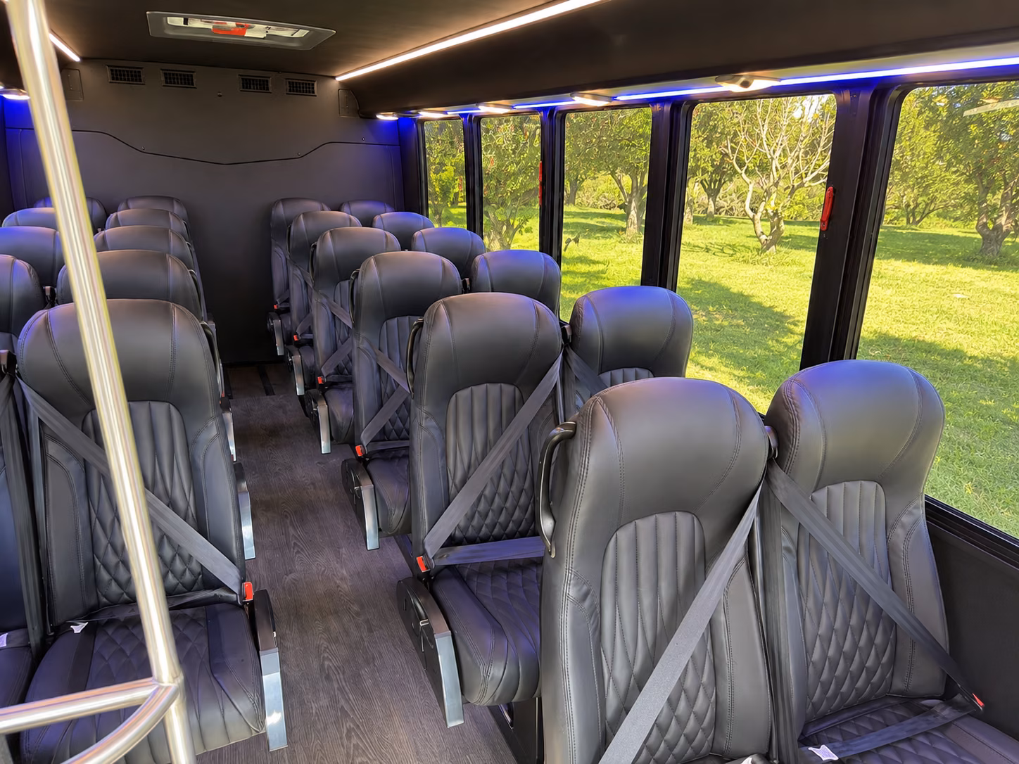 reserve transportation for your next wedding 1