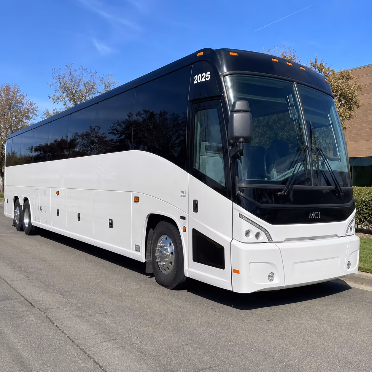 reserve transportation for your next wedding 4