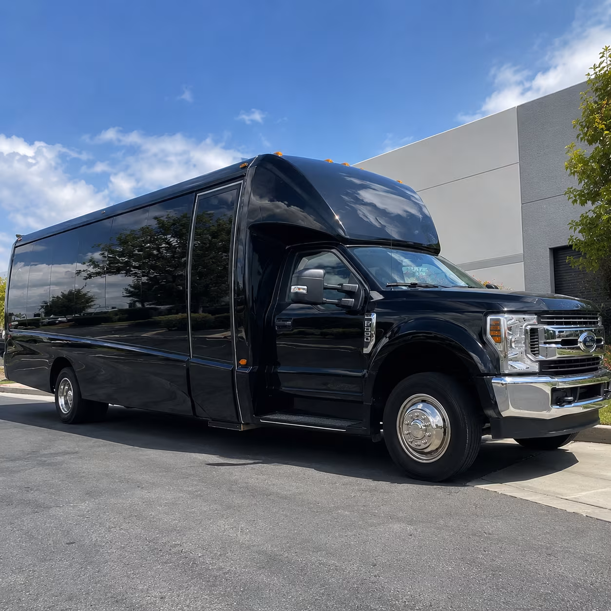 shuttle buses between midland hotels and the bush convention center